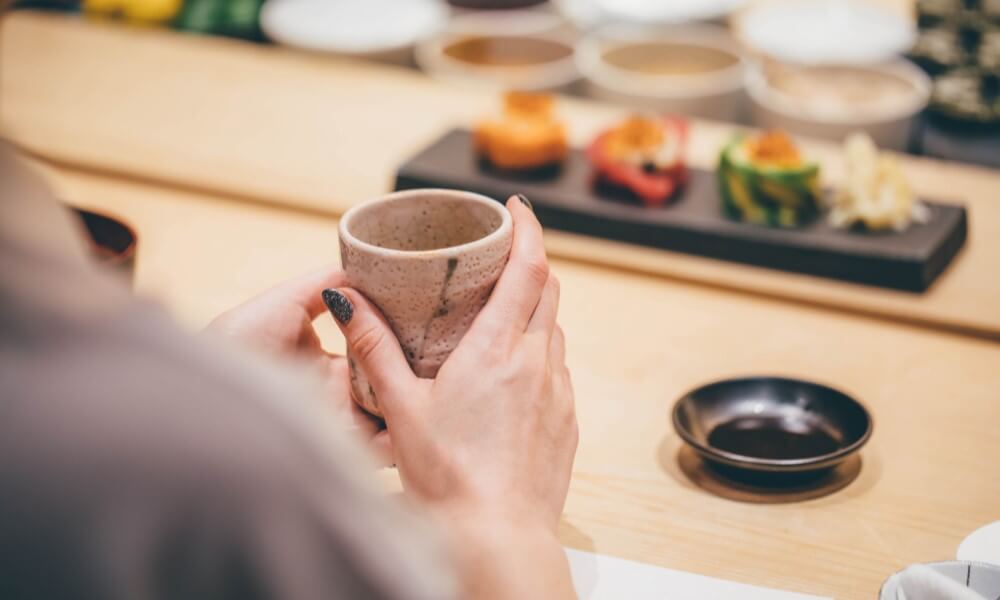 カウンターお茶